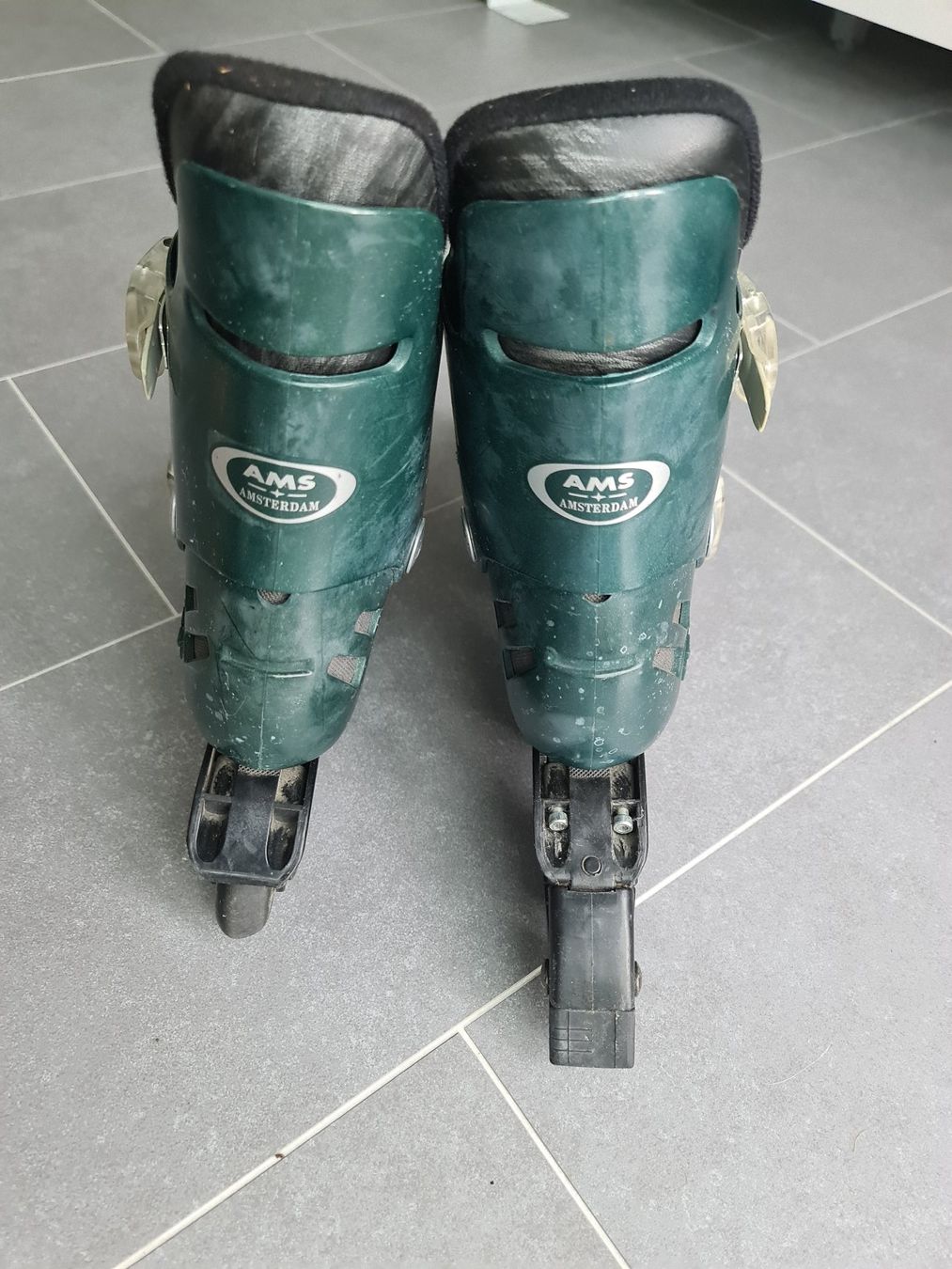 Pattini in linea & Pattini a rotelle: Rollerblades ROCES Gr. 45/46 Inlineskates Rollschuhe – Usato da Hausen AG venduto da Vugri 3
