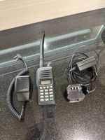Icom IC-A14 Flugfunkgerät inkl. Akku und Ladestation