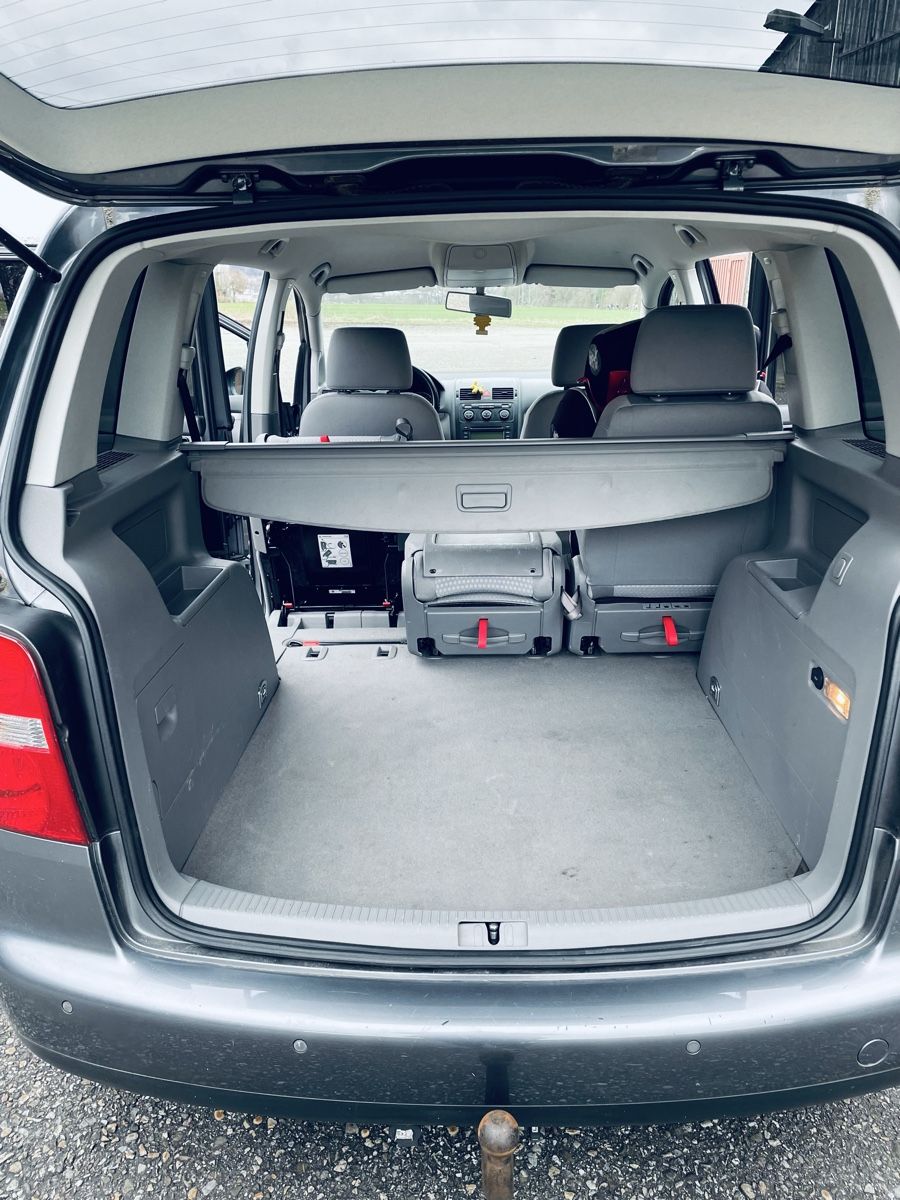 VW Automobili: VW Touran 1,9 TDI – Usato da Niedergösgen venduto da misterio02 5