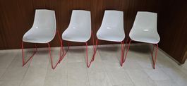 4 chaises dal segno blanc pieds rouge bon état
