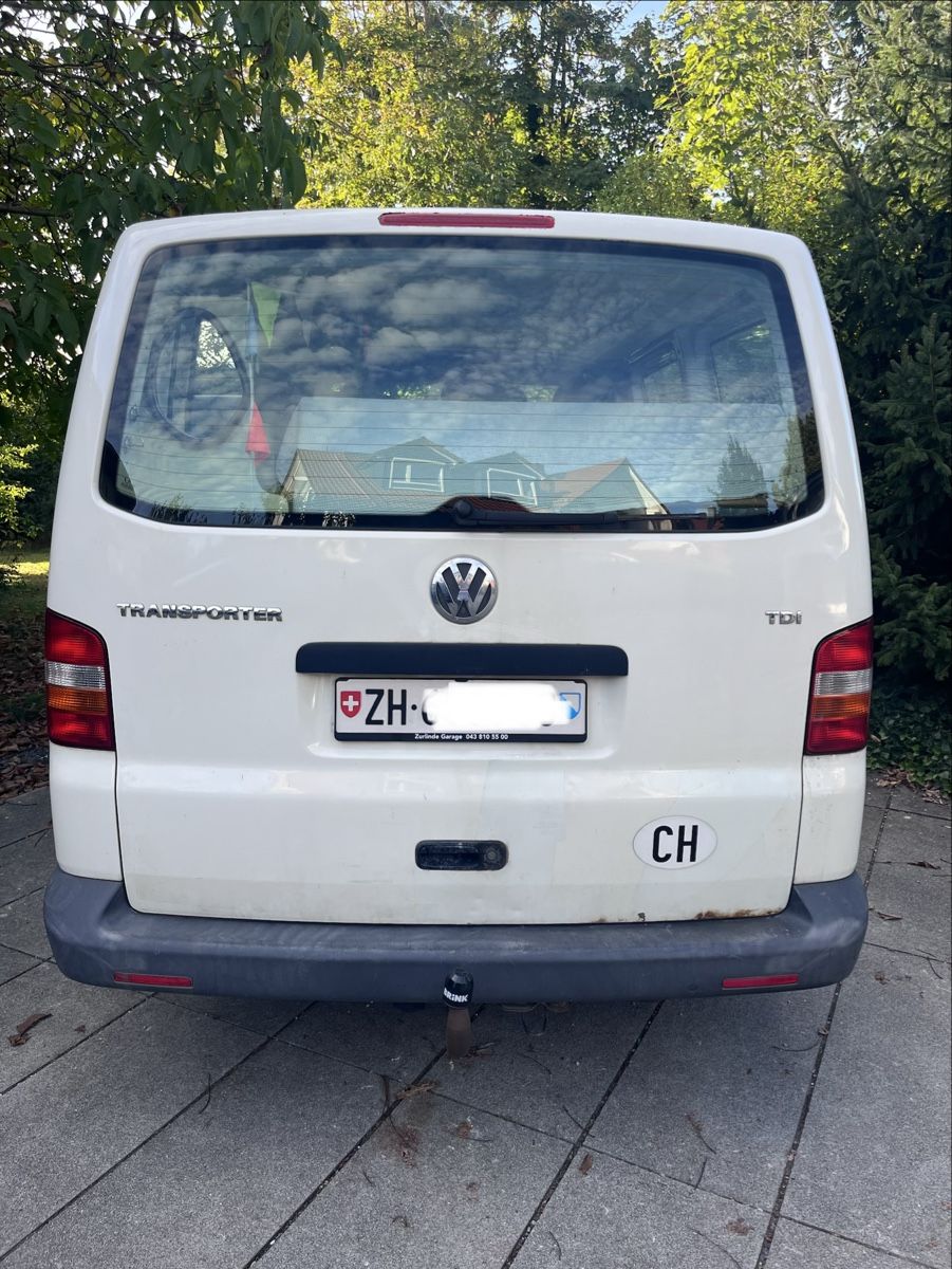 VW Véhicules de camping: VW T5 Transporter – D'occasion à Zürich par sop_rjv9 9