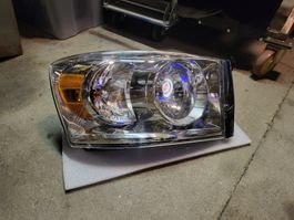 Dodge Ram 1500 jahrgang 2007 scheinwerfer li und re