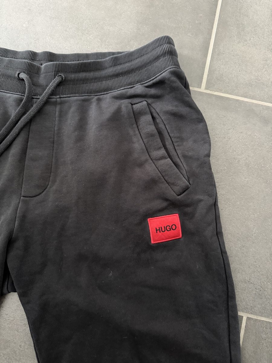 Hugo Boss Hosen: Hugo Boss Jogginghose, Gr. M, Schwarz – Gebraucht aus Frauenfeld von Reto89 2