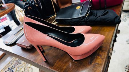 Saint Laurent Pumps Rosa, Gr. 38.5