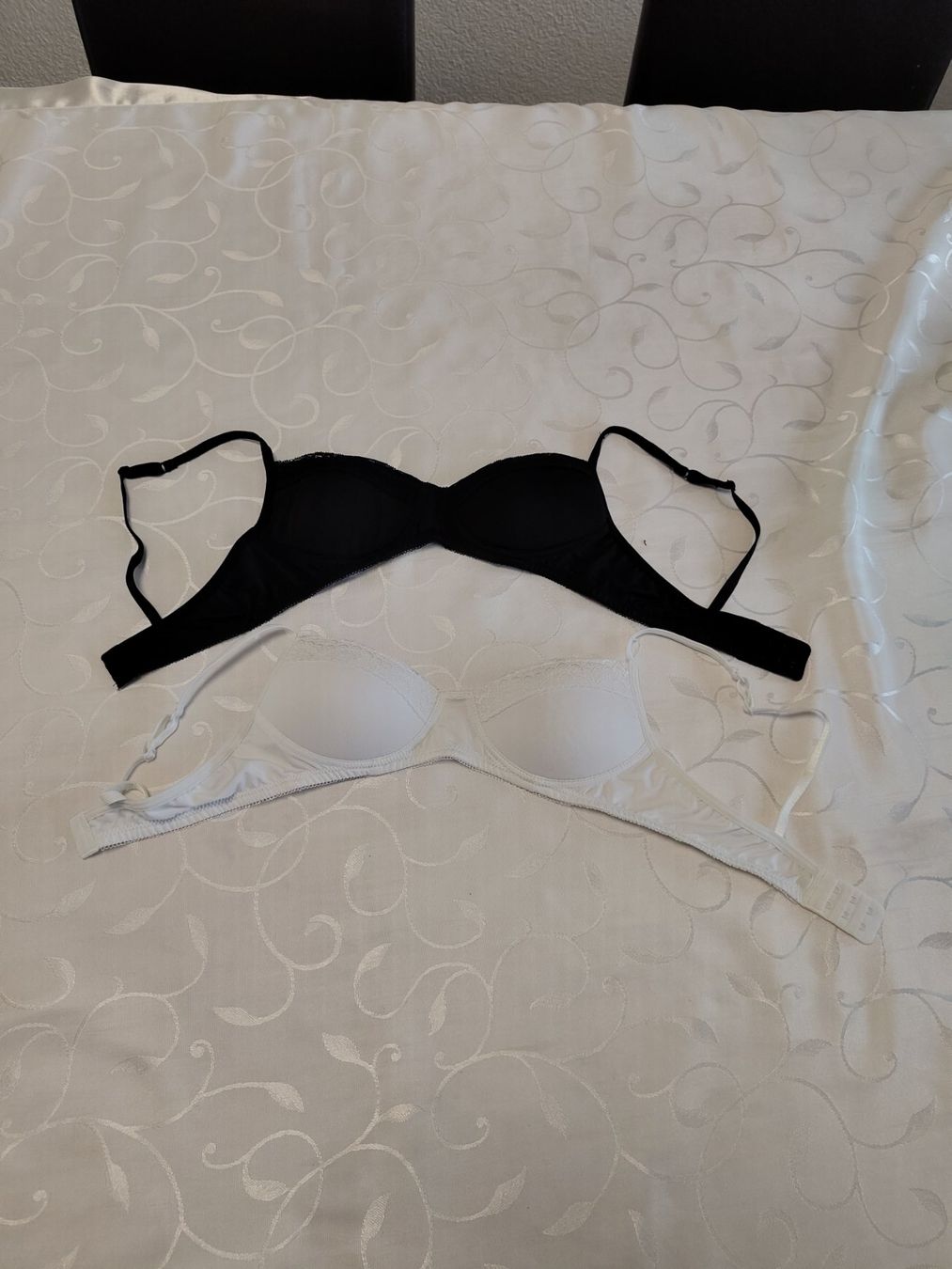 Biancheria intima: zwei Kids BH ca 152/158 – Usato da Brüttisellen venduto da kikaninchen79 1