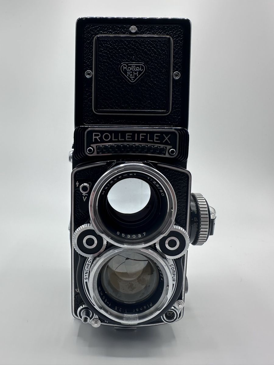 Rollei Fotocamera: ROLLEIFLEX F 2.8 – Usato da Grand-Lancy venduto da blairou1 1