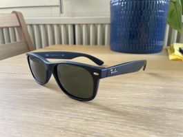Ray-Ban RB2132 New Wayfarer 622 schwarz - Made in Italy
