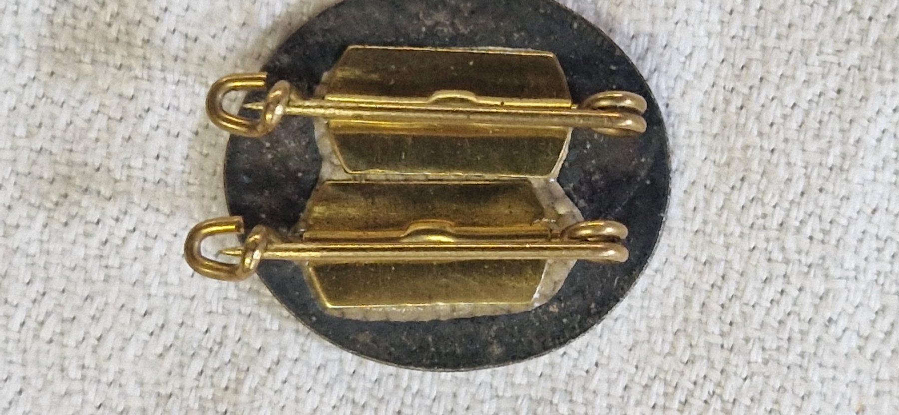 Placchette & Badge: Anstecker – Usato da Bilten venduto da Mic2022 1