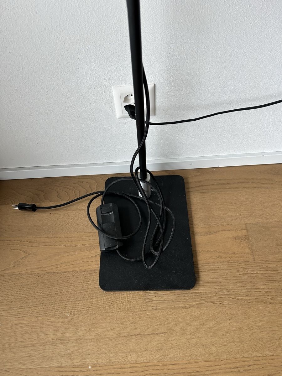 Lampade: Stehlampe – Usato da Liebefeld venduto da urbanier 3