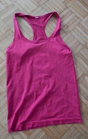 Lululemon Sporttop pink Grösse xs/s guter Zustand