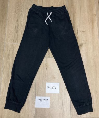 Schwarze Jogginghose, Gr. 152 mit Taschen
