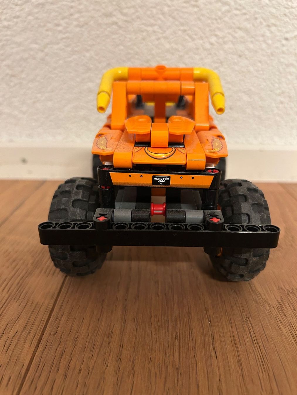 Lego Spielzeuge: LEGO TECHNIC Monster Jam - El Toro Loco 42135 – Gebraucht aus Grub AR von DukeStatham 4