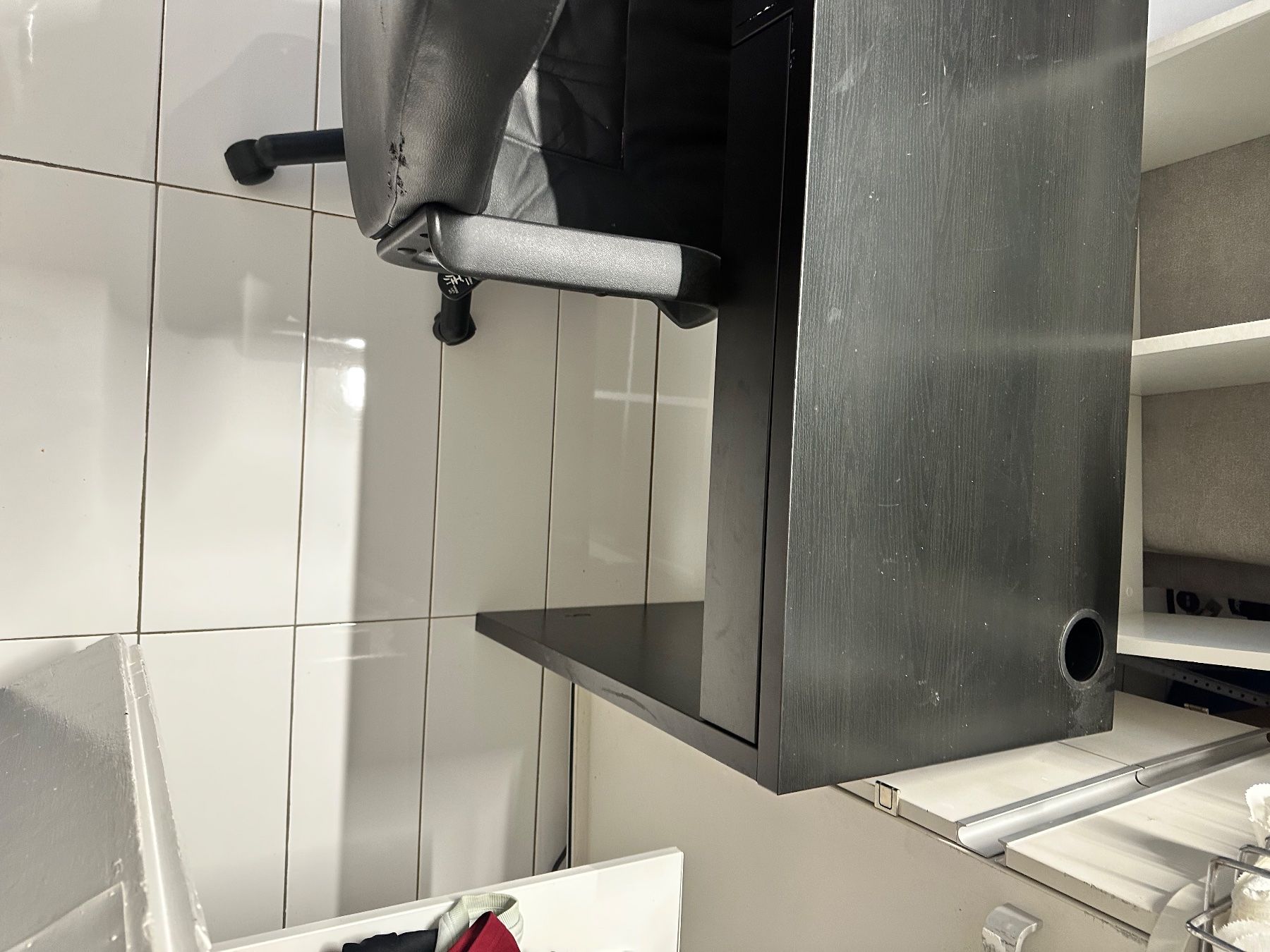 Scrivanie: Ikea Mickey Tisch mit Stuhl – Usato da niederhasli venduto da rami016 1