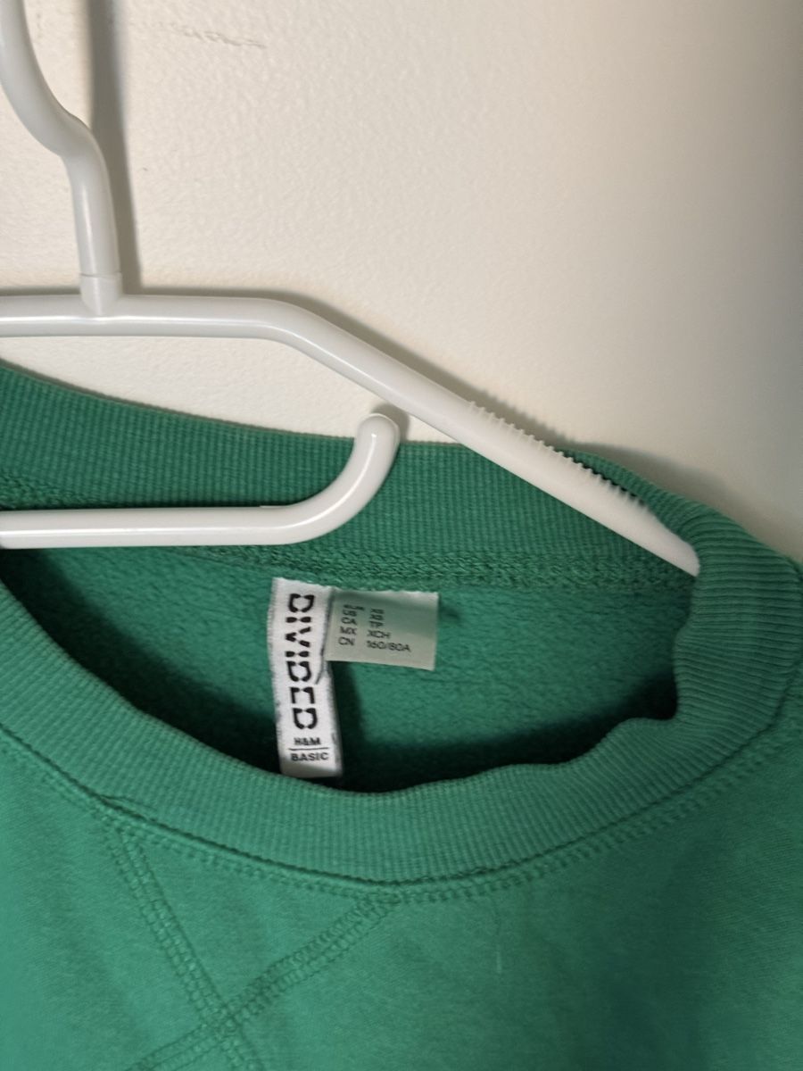 H&M Pullover & Sweatshirts: Pull vert oversize  – Gebraucht aus Monthey von sen_6ckr 1