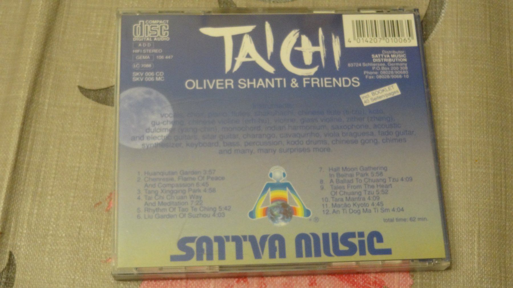 CD: Taichi - Oliver Shanti & Friends CD – Usato da Olten venduto da Disc-Ausverkauf 1
