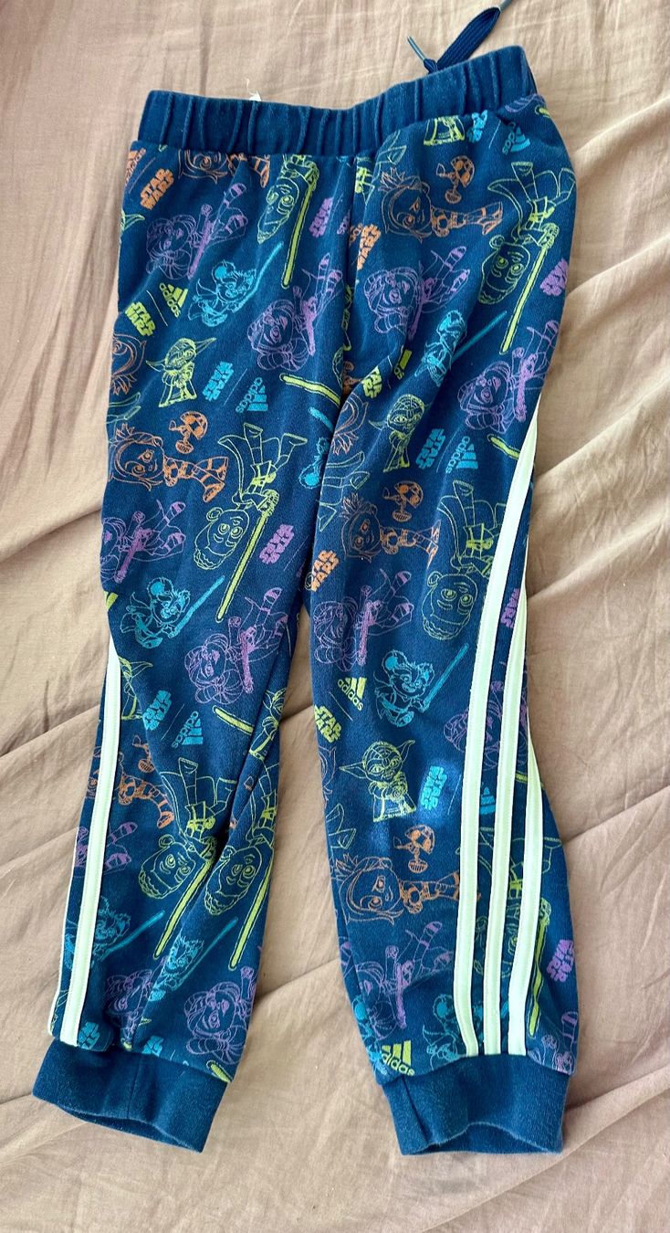 Adidas Pantaloni: Jogginghose Adidas Star Wars – Usato da Dürrenroth venduto da tvy_bh56