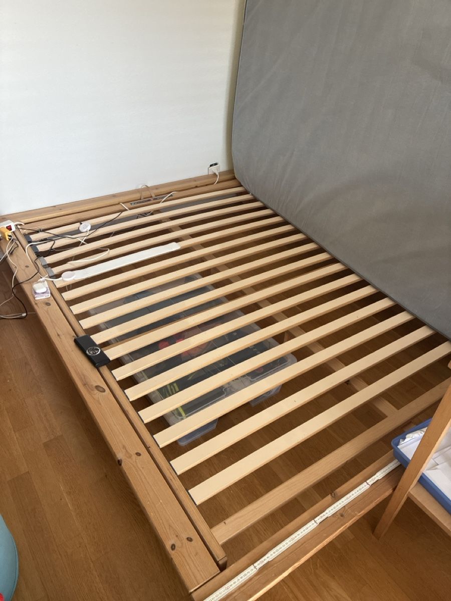 Betten: Holzbett – Gebraucht aus uster von gra_mbq7