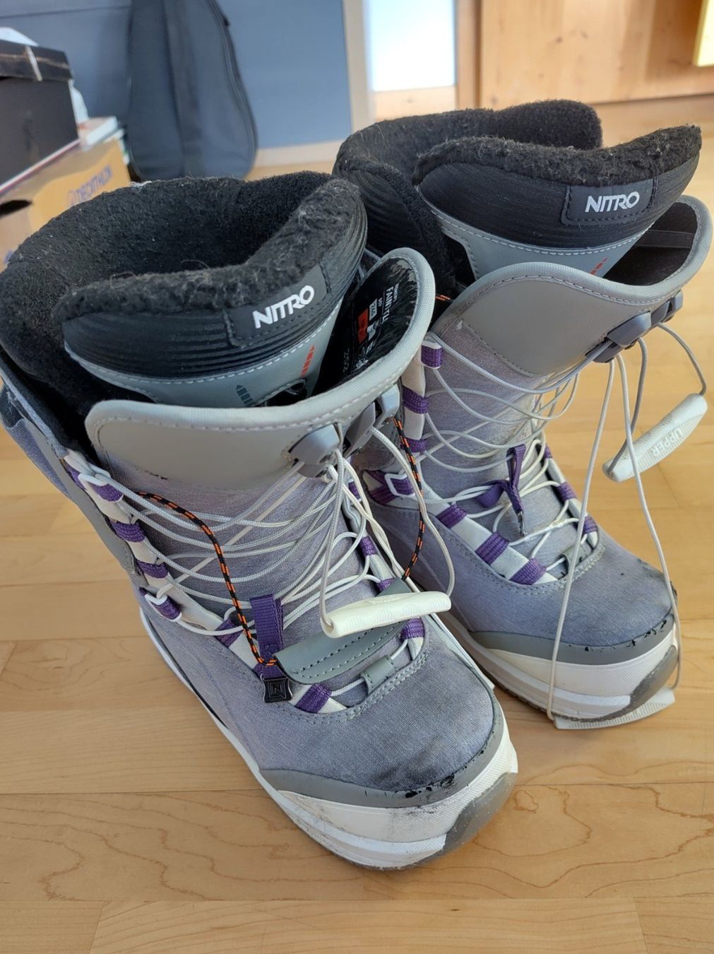 Snowboard Nitro Scarpe da donna: Snowboardschuh Frauen | Nitro – Usato da Wolhusen venduto da noa_l5ch