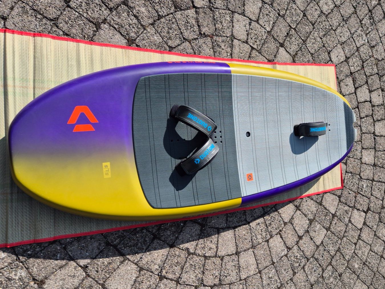 Duotone Planches de surf: Duotone SkyStyle SLS 5'1'' – D'occasion à Hittnau par Silvaplana