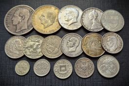 Lot: 128gr. Silbermünzen aus aller Welt ab 1919