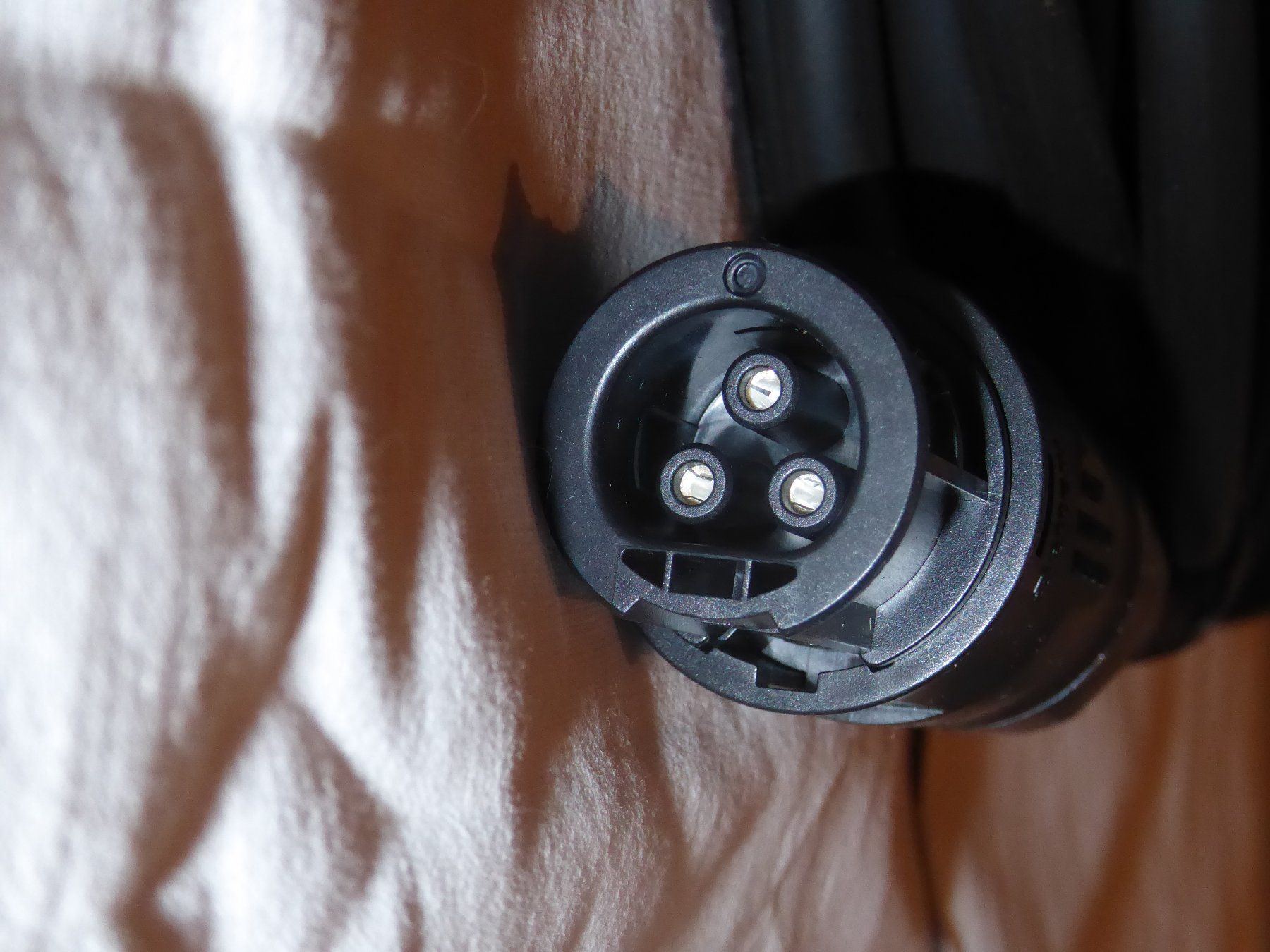 Cavi: AC Anschlusskabel mit Betteri Stecker – Nuovo (secondo la descrizione) da Ennetbühl venduto da VPHS 1