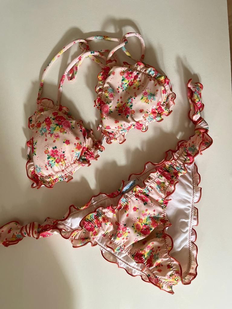 Costumi da bagno & Bikini: Beautiful swimsuit – Nuovo e nell'imballaggio originale da Opfikon venduto da ari_7yn2 1