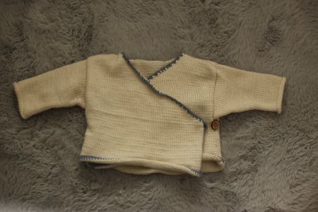 Handgestricktes Baby Jäckli, in ca. Gr. 62