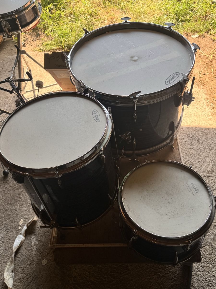 Sonor Strumenti musicali: Drumset Sonor- Teardrop Vintage 1965 – Usato da Küttigen venduto da Melisch1000 2
