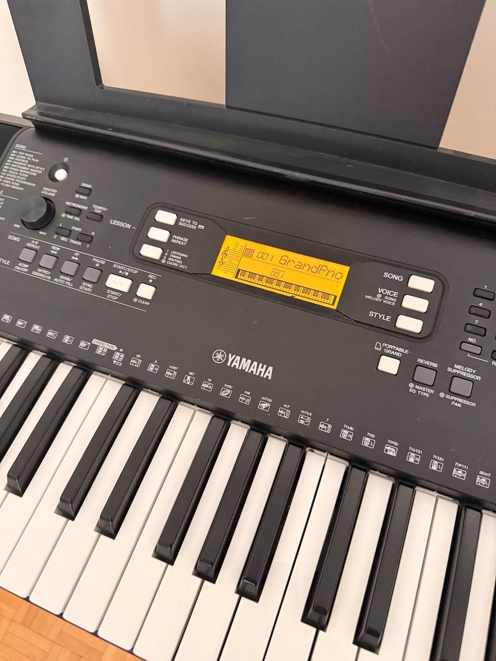 Yamaha Musikinstrumente: Keyboard Yamaha PSR E363 inklusive Ständer – Gebraucht aus Zürich von jehudah 2