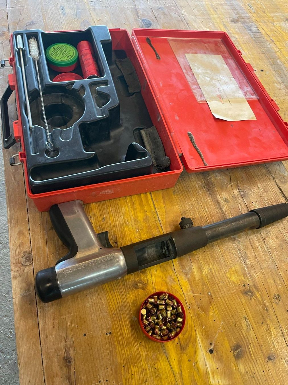 Alle Werkzeuge: Pistolet Rapid – Gebraucht aus Vuiteboeuf von Marguerite-Lise 2