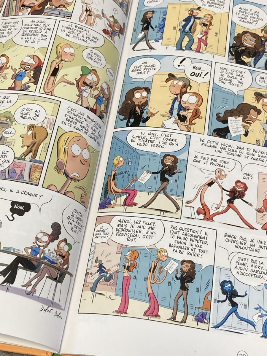 Fumetti: BD Les Nombrils Tome 4 – Nuovo (secondo la descrizione) da Réchy venduto da Pittdesign 1