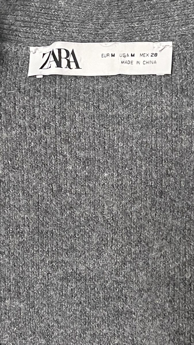 Zara Jacken: Zara Strickjacke – Gebraucht aus Langenthal von Yana.Chaika 1