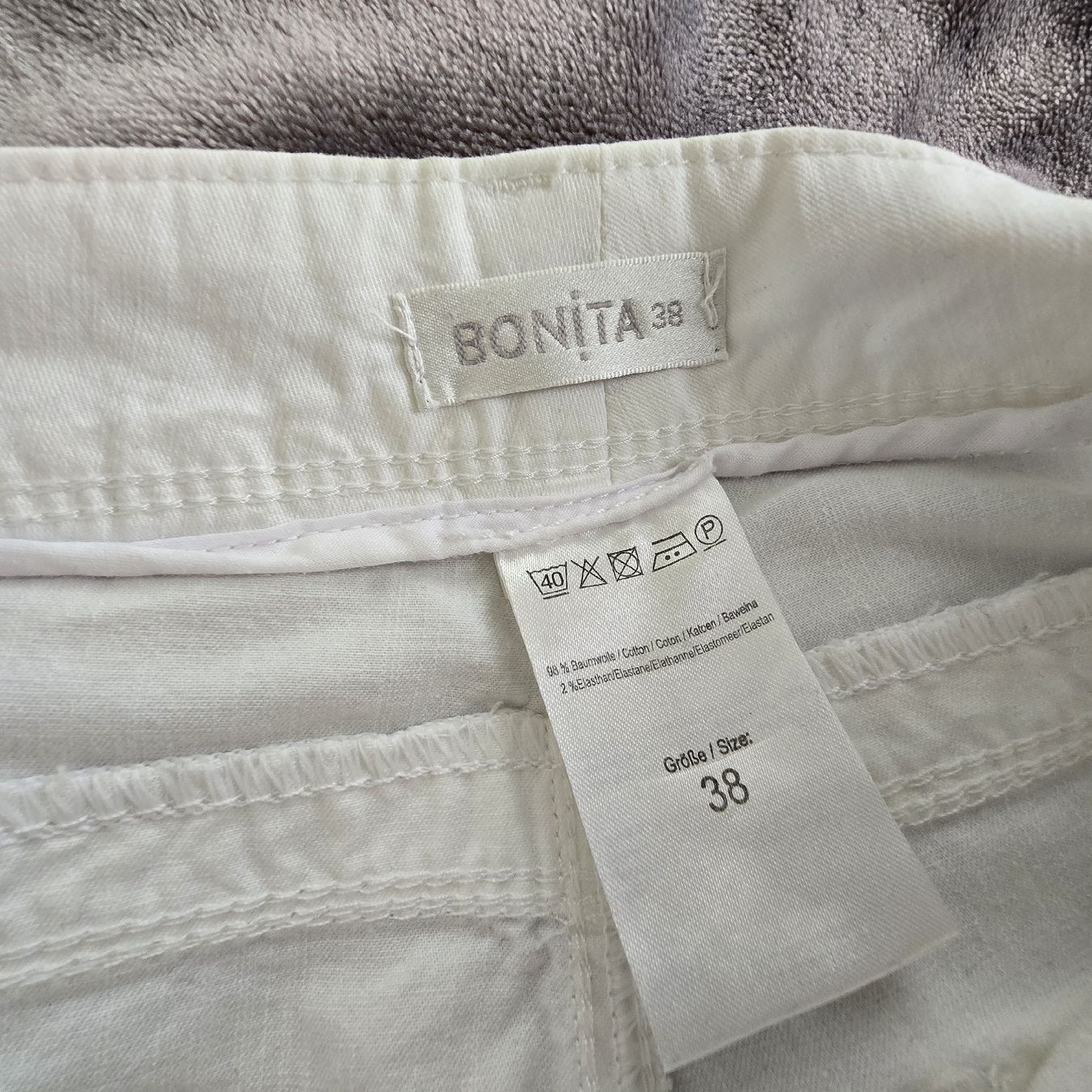 Bonita Pantaloni: Weisse Bonita Hose – Usato da Laufenburg venduto da may_r2st 5