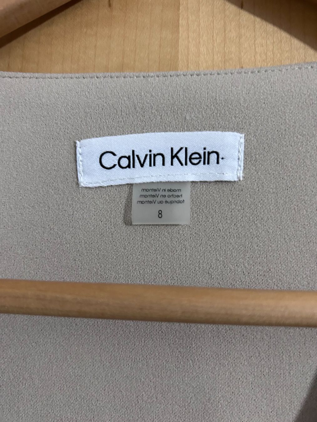 Calvin Klein Vestiti: Calvin Klein Kleid US8 EU40 – Nuovo e nell'imballaggio originale da Itingen venduto da bra_c7hw 5