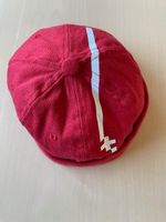 Rote Cap Mütze Credit Suisse Fussball