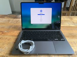 MacBook Air | M2 | 2022