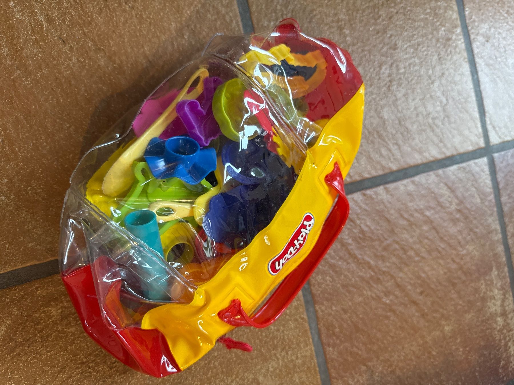 Play-Doh Spielzeuge: Play-Doh Firehouse Fire Station + verschiedene Elemente – Gebraucht aus Thalwil von mpr 1