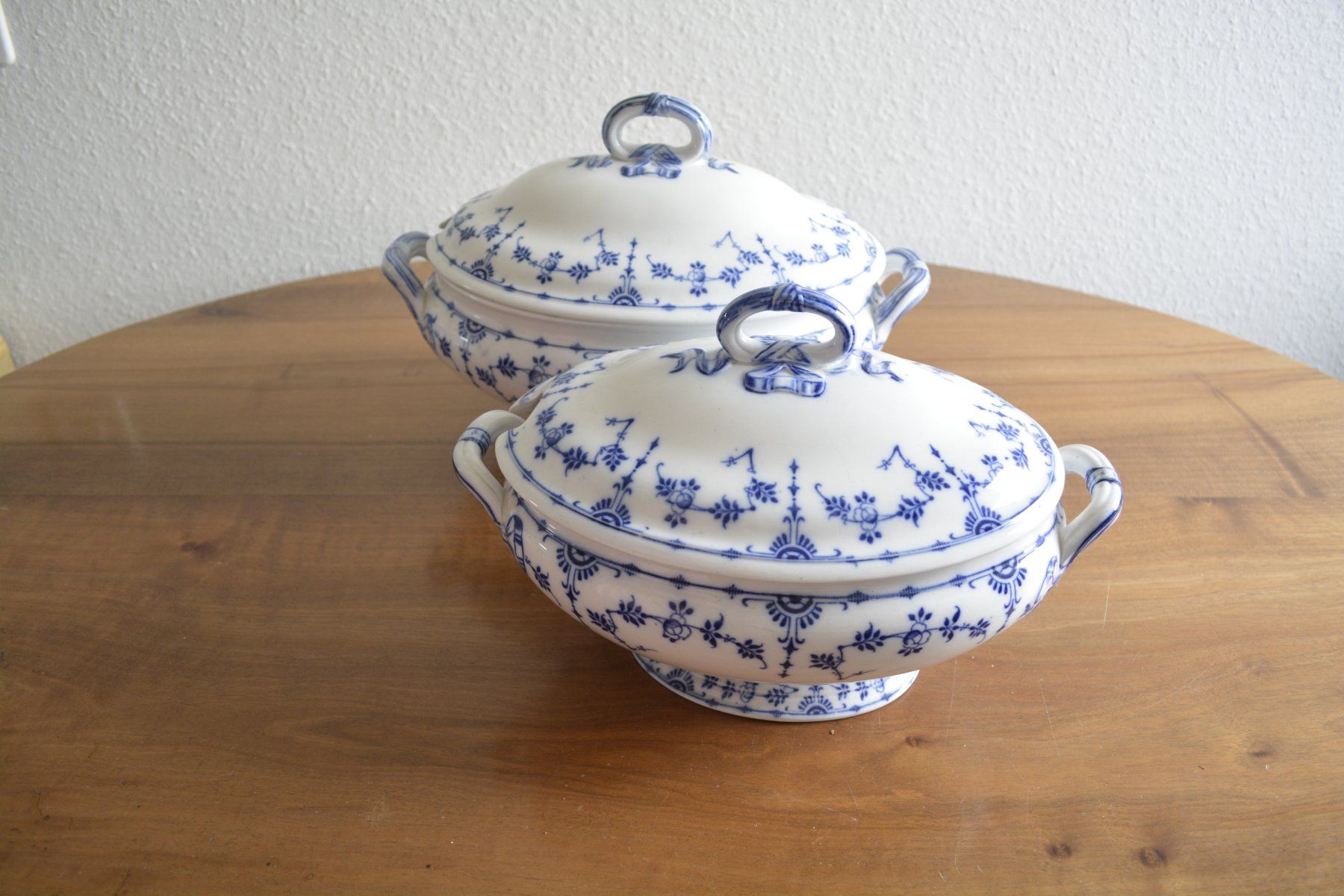 Coupes: Gedeckte Servierschüssel Minton "Danish" 2-teilig – D'occasion à Brunnen par Kloster_Ingenbohl