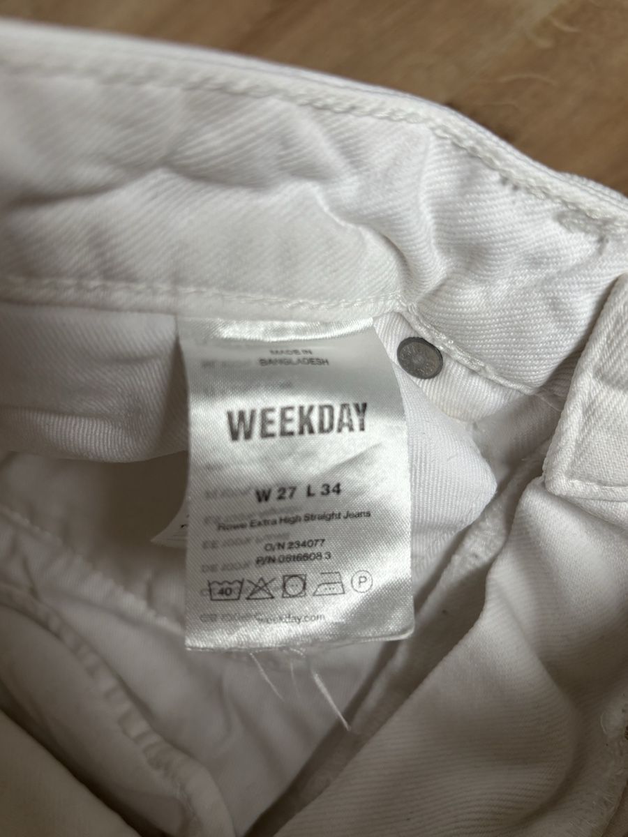 Weekday Jeans: jeans blanc WEEKDAY, taille : W27 L34 – Usato da Tavannes venduto da callie.mcli 5