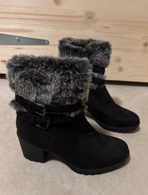 Damenschuhe: Bottine – Gebraucht aus Arbaz von CicciStore 3
