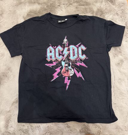 AC/DC T-Shirt schwarz mit Gitarrenmotiv 