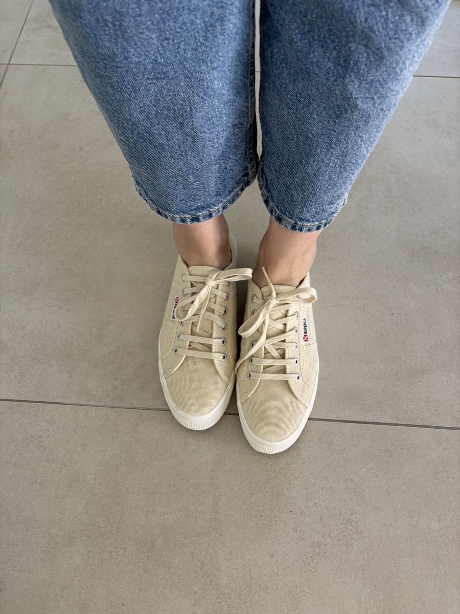 Superga Scarpe da donna: Superga Sneaker 40 beige – Usato da Therwil venduto da Schwedenlove 1