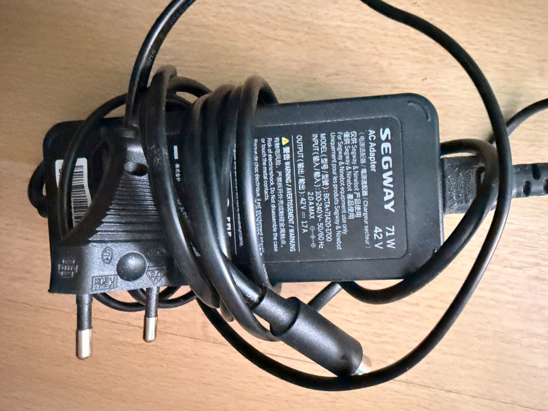 Segway Batterieladegeräte: Segway AC-Adapter BCTA+71420-1700 – Gebraucht aus Zürich von ds1_g55k