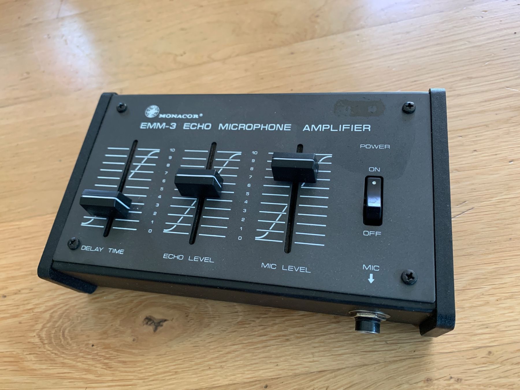 Monacor Microfoni: Retro: Monacor EMM-3 Echo Mikrofon Verstärker – Nuovo e nell'imballaggio originale da Wildegg venduto da Elefant42 3
