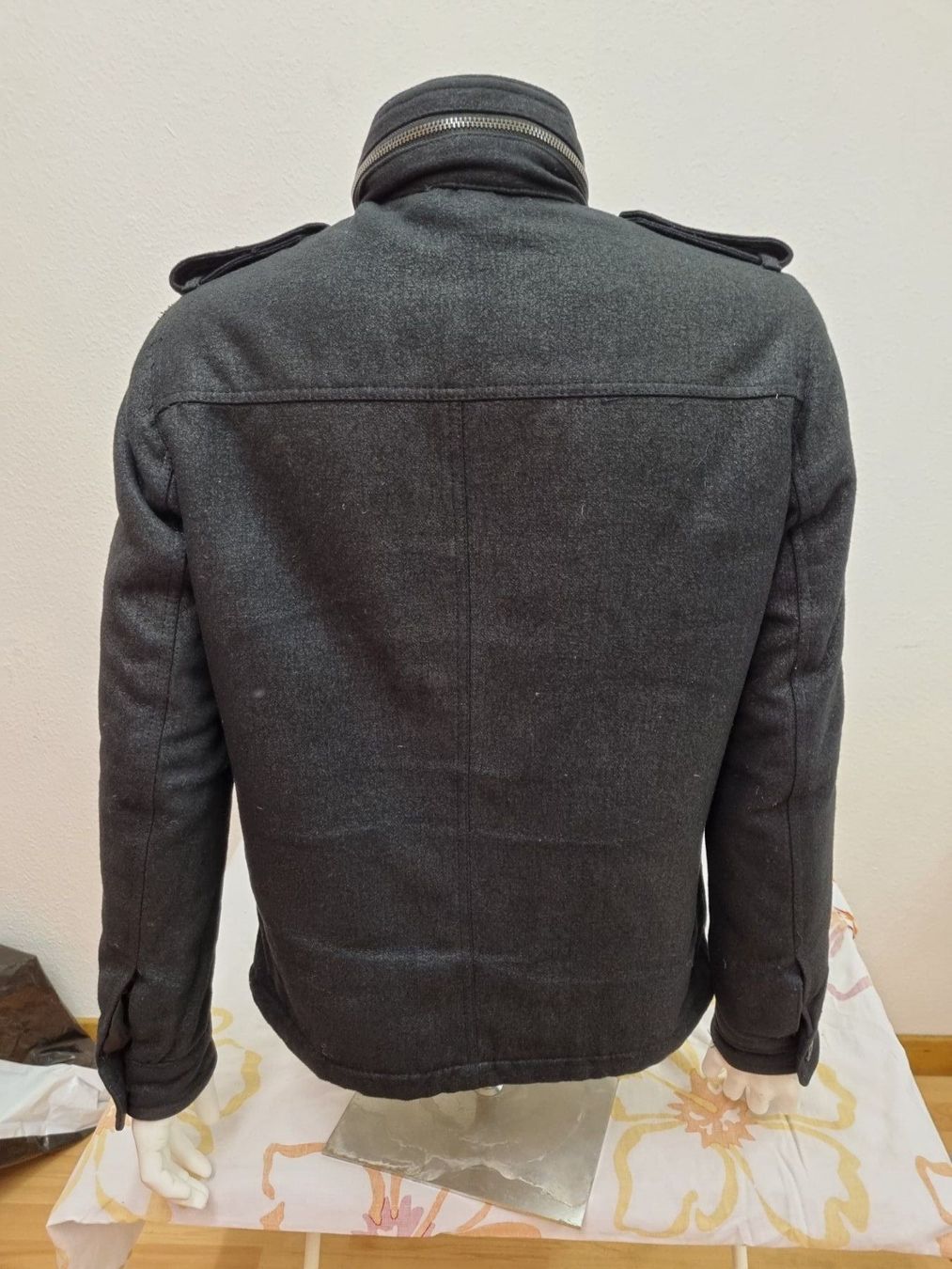 H&M Vestes: H&M Jacke – D'occasion à Schönenwerd par Chez_Mimi 2