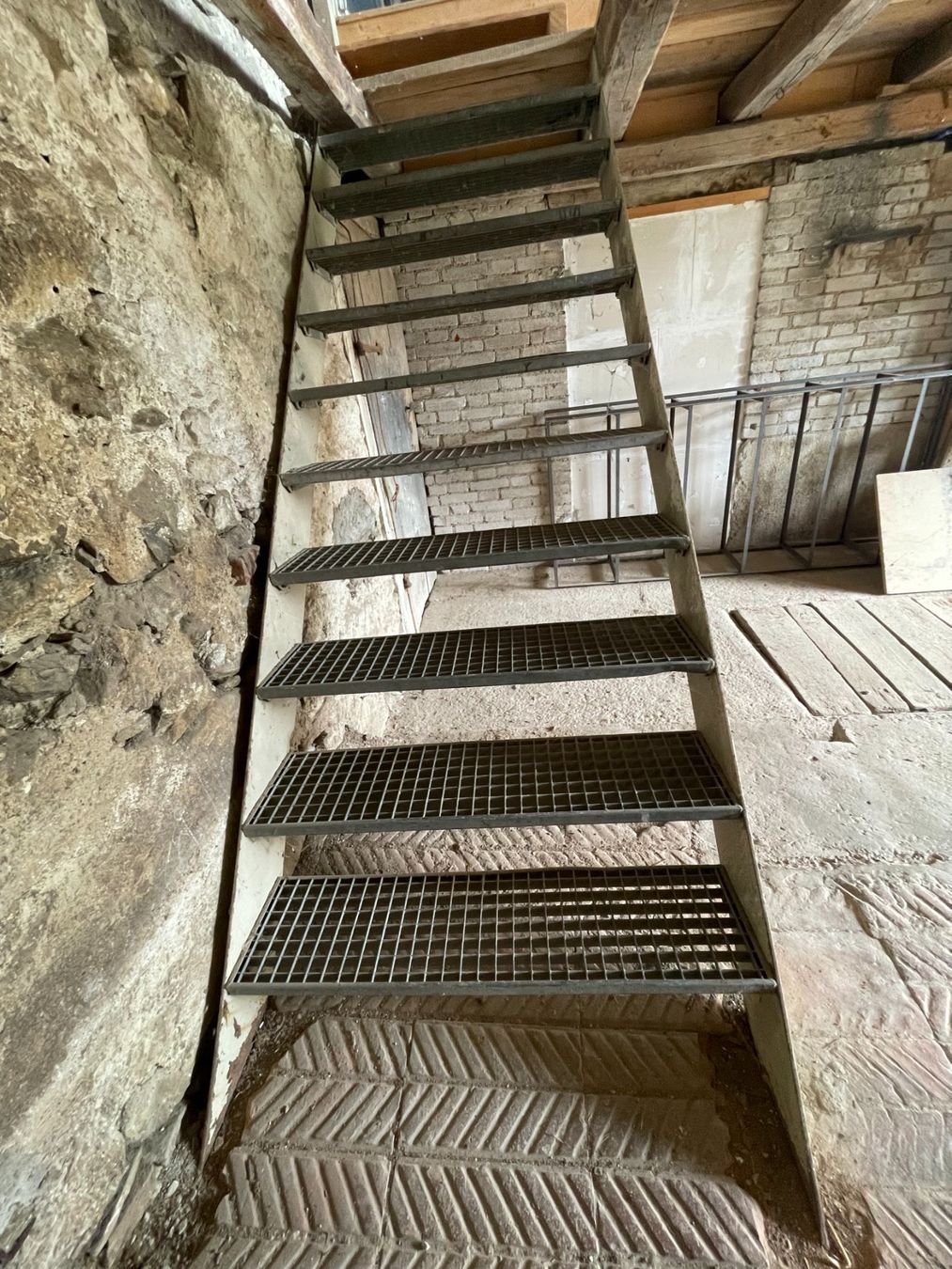 Scale: Metall - Treppe – Usato da Niederweningen venduto da mirabet 3