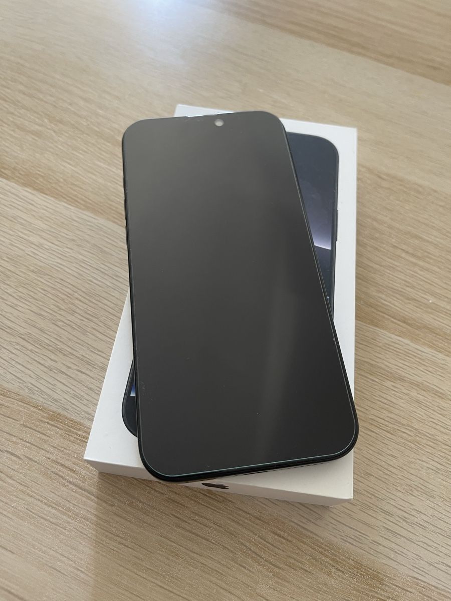 Apple Telefoni cellulari / Smartphones: IPhone 16 pro Max 256gb Akku 100% – Usato da Biel/Bienne venduto da ham_wf9n 2