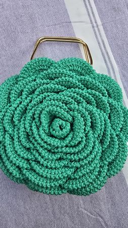 Vintage Handtasche im Blumendesign, Grün, Top Zustand!
