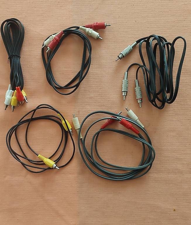 Kabel: Div. Chinch Kabel – Gebraucht aus Niederglatt von Tatanka5