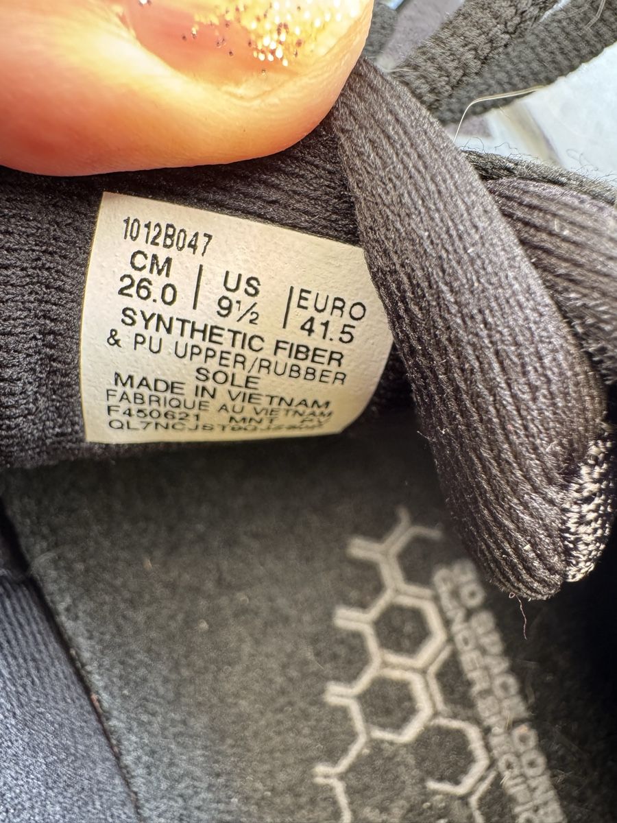 Asics Scarpe da uomo: Asics Schuh Grösse 41.5  – Usato da Thun venduto da Pfausi1966 4